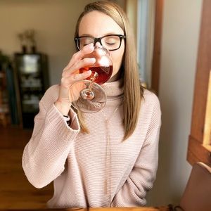 Meet your Posher, Whitney